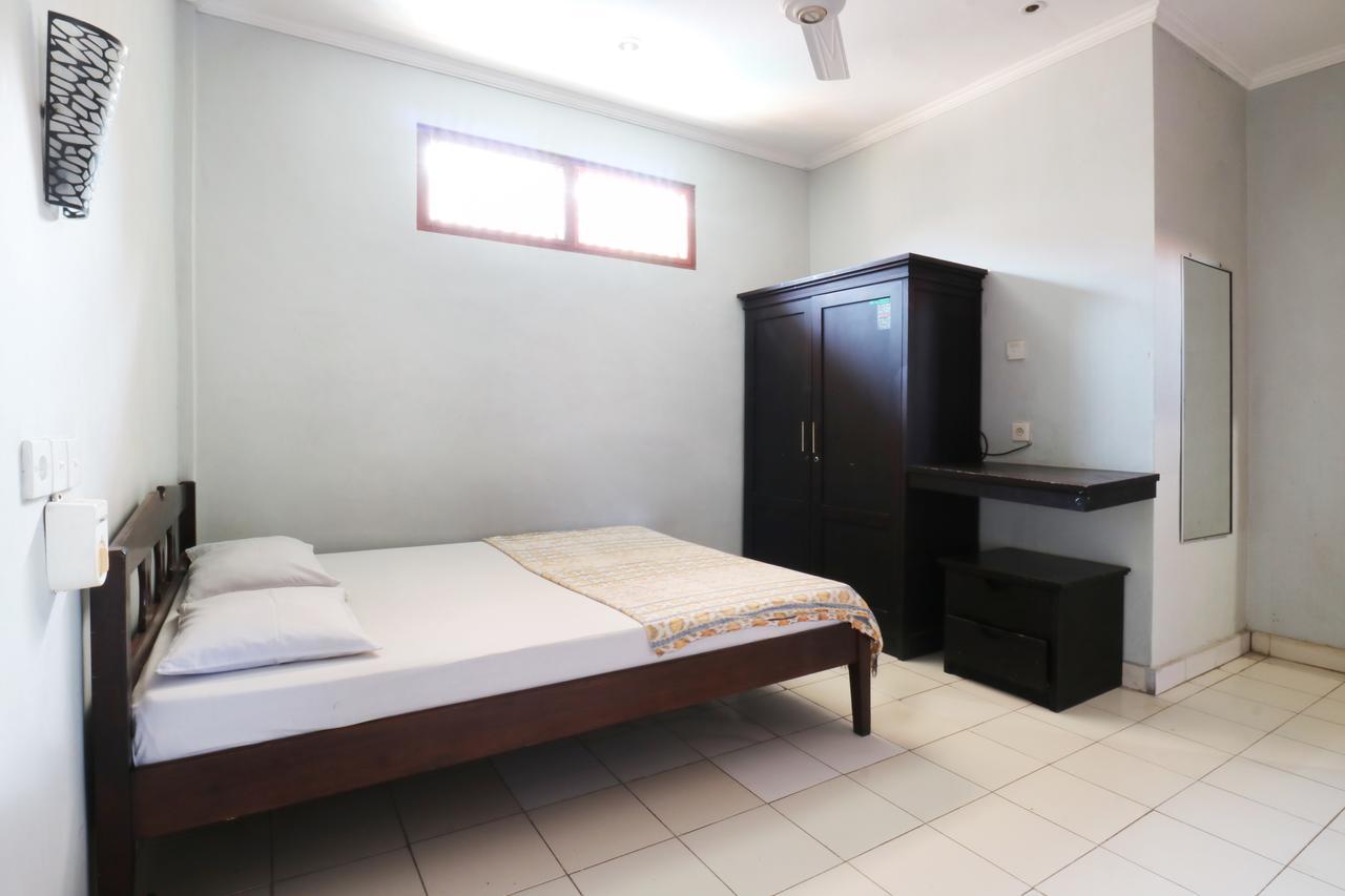 Taman Mekar Beach Inn Kuta  Exterior photo